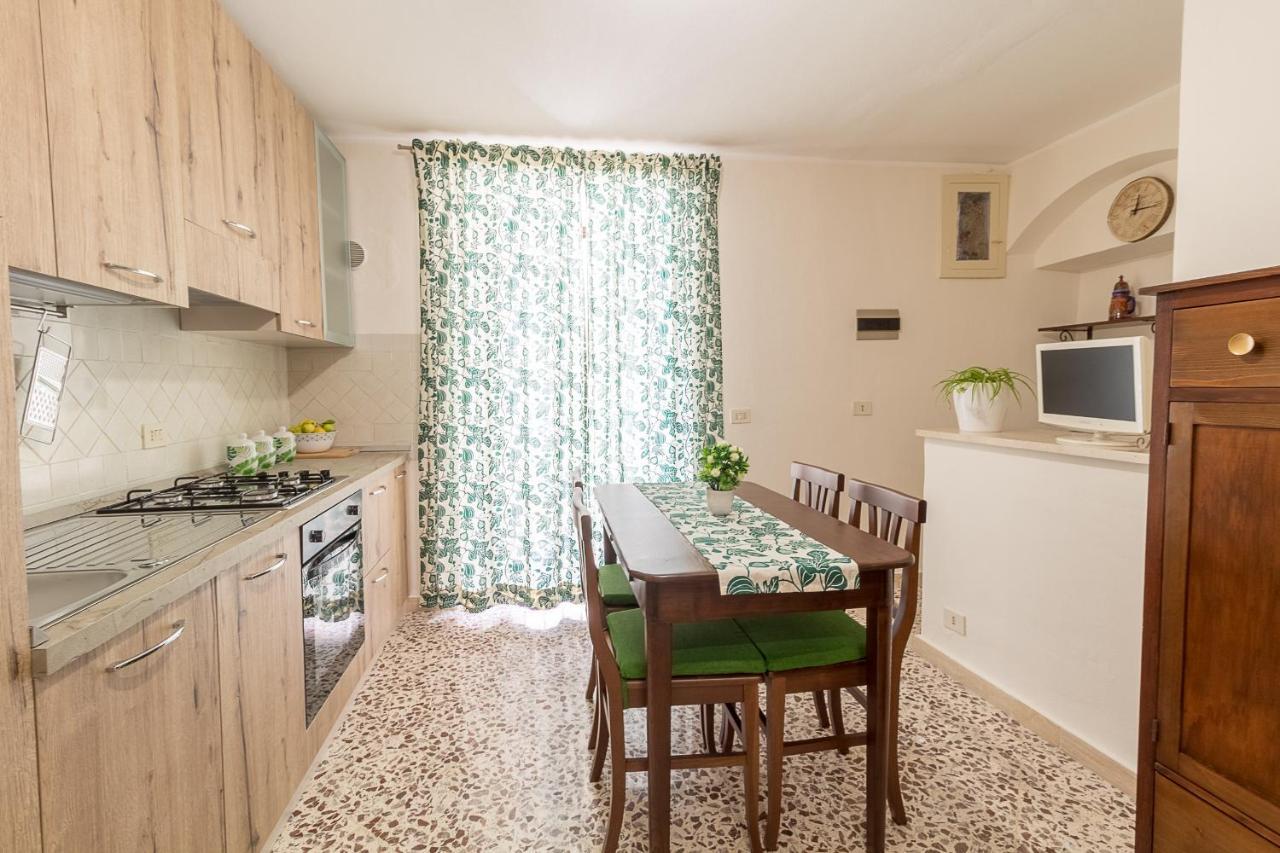 チェファルCasa Nel Cortileアパートメント エクステリア 写真
